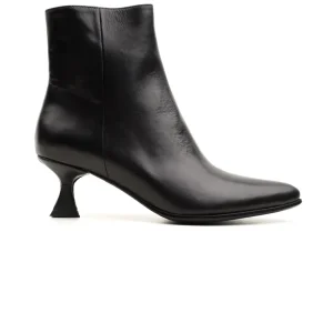 Tronchetto nero donna in pelle con tacco basso